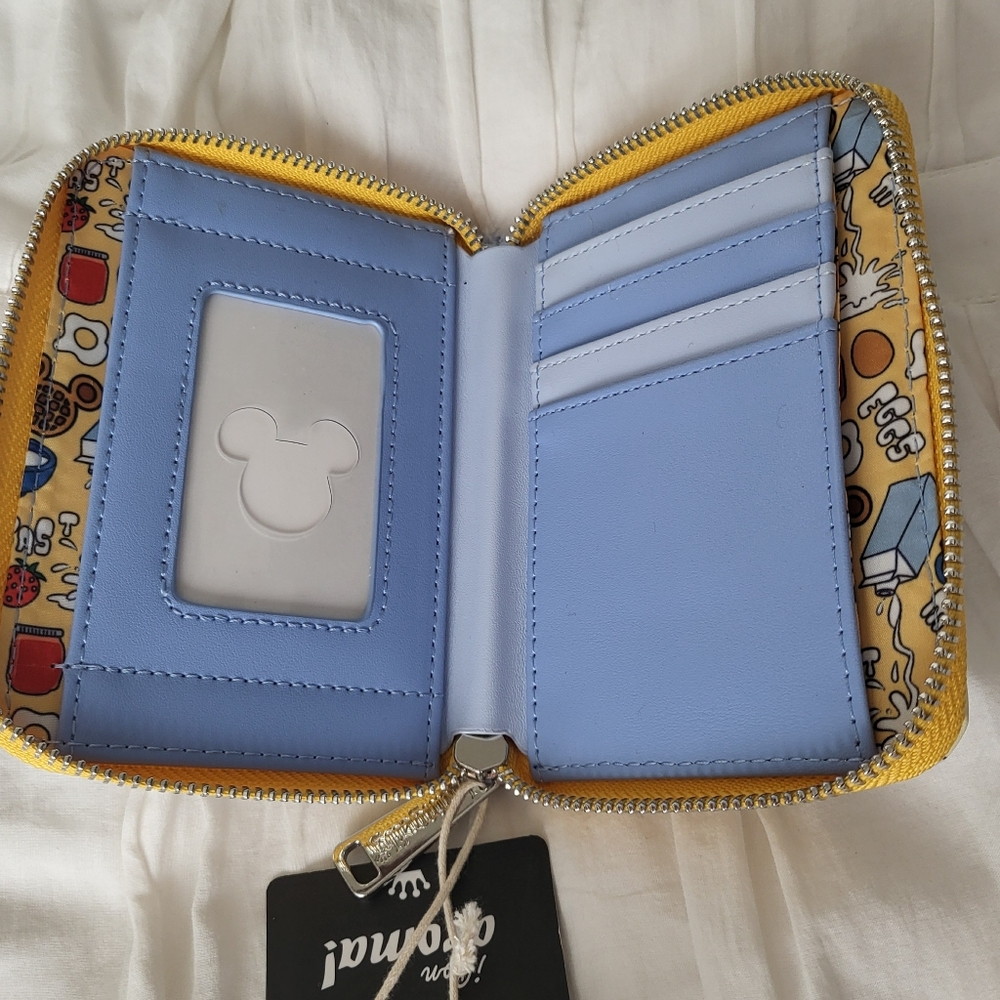 NWT Loungefly Waffle Scented Disney Mickey Mouse Backpack and Matching Wallet - Picture 5 of 16
